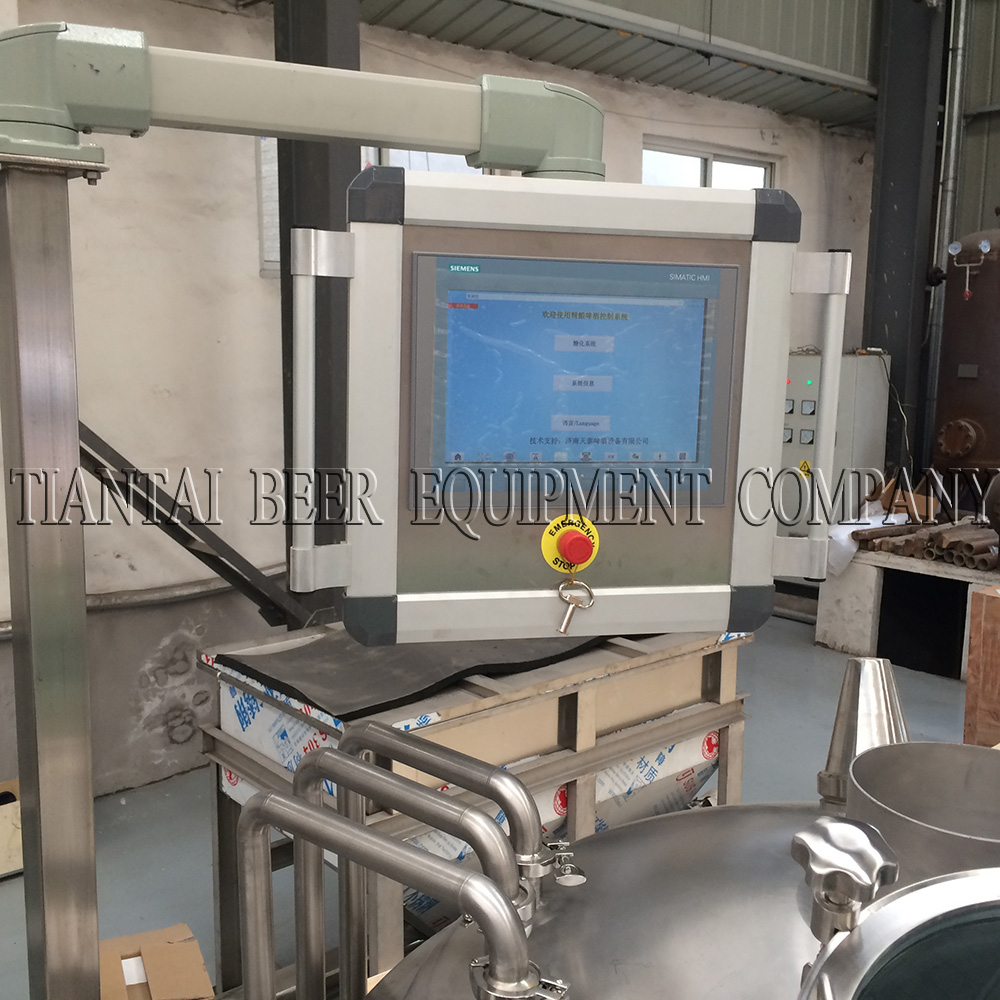 <b>PLC touch screen brewhouse controller w</b>
